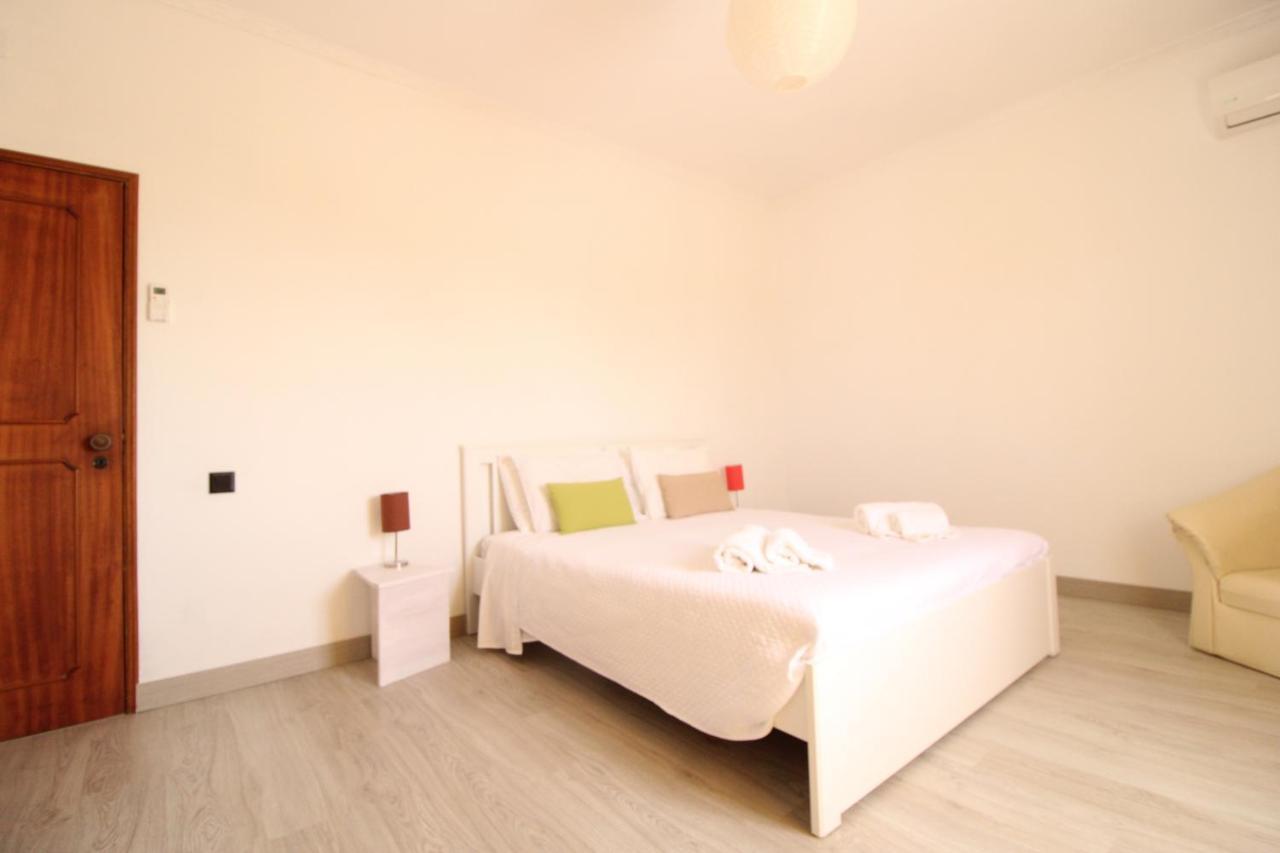 White Bride Fz Guest House Fuzeta Exterior photo